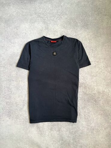 хьюго босс мужская одежда: HUGO BOSS РАСПРАДАЖА 
РАЗМЕР XL
Состояние 7/10