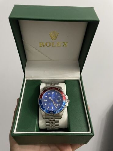 кольцо спаси и сохрани золото: Элегантные наручные часы Rolex GMT-Master II с автоматическим