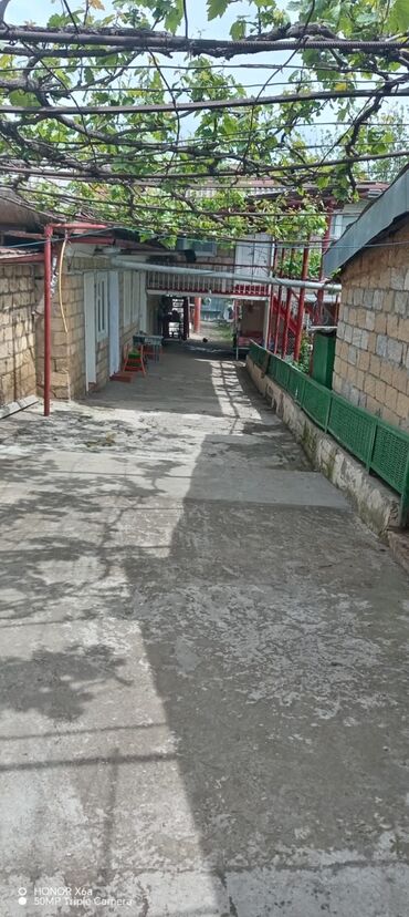 Həyət evləri və villaların satışı: 15 otaq, 300 kv. m, Kredit yoxdur, Orta təmir -da lalafo.az — 13 Həyət evləri və villaların satışı: 15 otaq, 300 kv. m, Kredit yoxdur, Orta təmir — 13