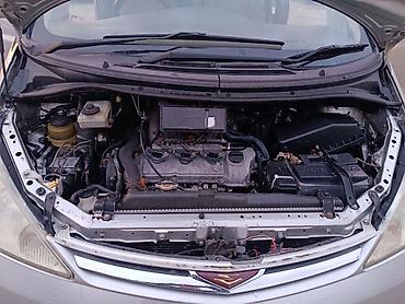 юто 25: Toyota Estima: 2002 г., 3 л, Автомат, Бензин, Минивэн — 7