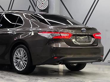 Toyota: Toyota Camry: 2020 г., 2.5 л, Автомат, Гибрид, Седан — 5