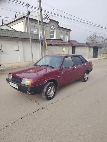 VAZ (LADA): Avtomobil: Sedan, 4 qapı, bordo rəng Marka/model: (şəkildən görünən) — 8