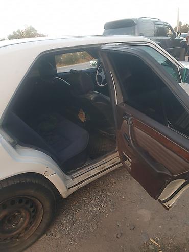 гур е39: Mercedes-Benz W124: 1990 г., 2.3 л, Кол менен иштөөчү, Газ, Седан — 6