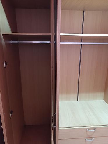 antikne komode: Garderober
200x200x60,5cm
Hitna prodaja 
Bg Banjica — 3