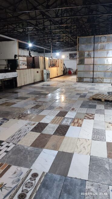 Sex, zavod və fabriklər: İcarəyə verilən istehsal/sex sahəsi - Geniş, tavanı yüksək, açıq — 2