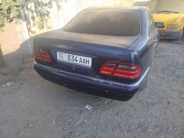 эсклас мерс: Mercedes-Benz E-Class: 1999 г., Седан