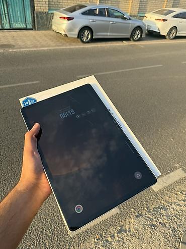 samsung a31: Samsung Galaxy Tab S9 FE 5G, серебристый Ключевые особенности: - — 2