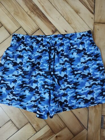 Şortlar: Şortlar 38 M razmer — 1