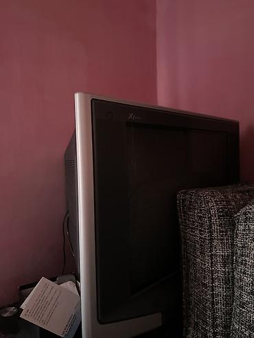 выбор номера о: Телевизор кинескопный (CRT), серебристо‑черная рамка, фронтальные — 1