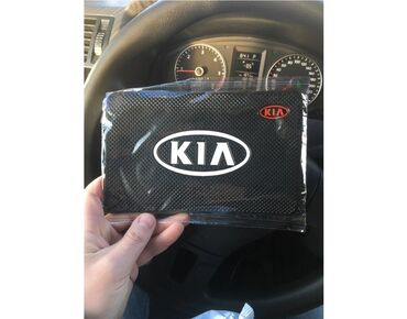 Tuning oprema: Neklizajuća podloga KIA KIA gumena neklizajuća podloga. Dimenzije — 4