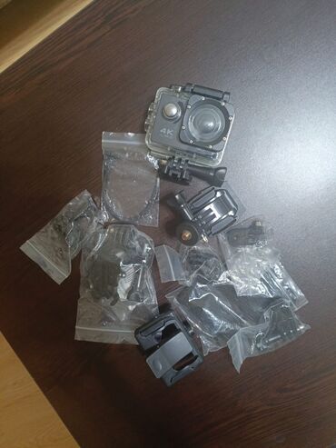 Videokameralar: 4K Action Kamera + suya davamlı qutu Xüsusiyyətlər: - 4K video qeyd — 10