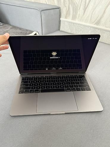 macbook 2017: MacBook Pro 13" (2017) - Процессор: 2,3 ГГц Intel Core i5 - Память: 8 — 3