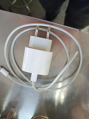 Simsiz şarj cihazı Apple, 20 Vt, İşlənmiş lalafo.az -da Simsiz şarj cihazı Apple, 20 Vt, İşlənmiş
