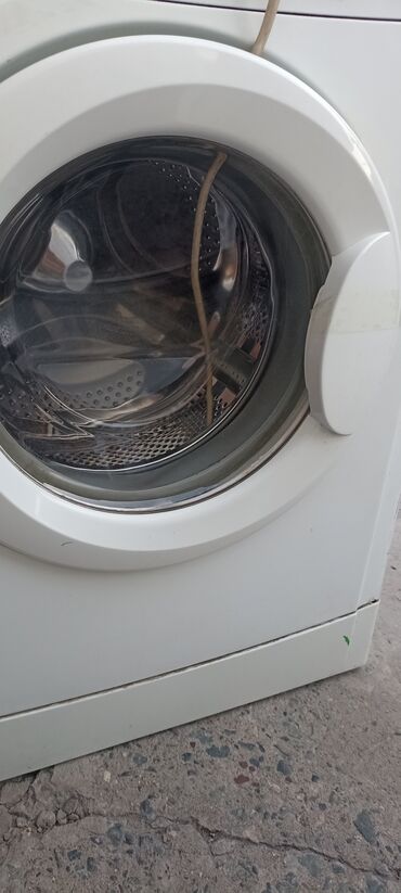 скупка нерабочих стиральных машин: Стиральная машина Indesit, Б/у, Автомат, До 5 кг, Компактная
