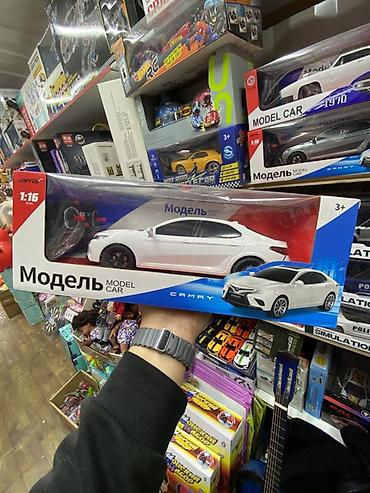 тойго чачыла: Модель автомобиля Toyota Camry на радиоуправлении - Масштаб: 1:16 - — 1