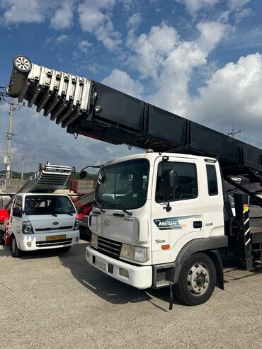 Автовышки: Автовышка, Hyundai, 2006 г. — 2