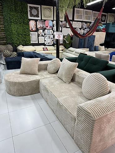 Модульный диван с оригинальной асимметричной оттоманкой. - Форма at lalafo.kg Модульный диван с оригинальной асимметричной оттоманкой. - Форма