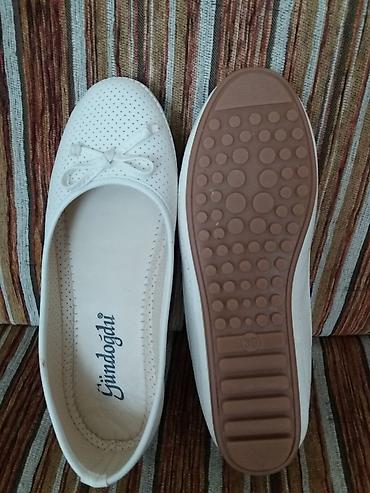 Basanoşka və səndəllər: Ölçü: 39, Yeni — 8