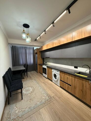 прадаю пол дом: 3 комнаты, 82 м², Элитка, 2 этаж, Евроремонт