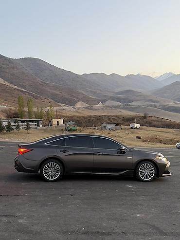 drive: Toyota Avalon: 2020 г., 2.5 л, Вариатор, Гибрид, Седан — 4