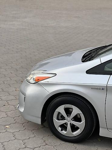 сту: Toyota Prius: 2012 г., 1.8 л, Вариатор, Гибрид, Лифтбек — 4