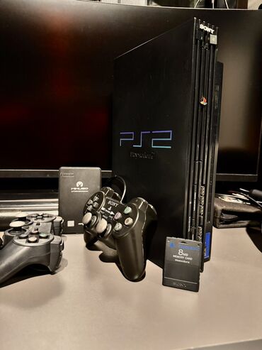PS2 & PS1 (Sony PlayStation 2 & 1): PlayStation 2 Fat Yaddaşında 200 oyun var (ən məşhur PS1 və PS2 — 1