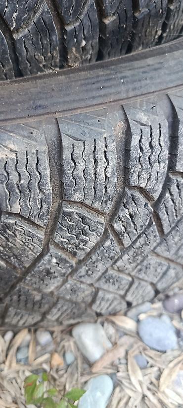 Транспорт: Зимняя шина Maxxis (несыпная, маркировка STU DLESS). Размер: 265/70 — 1