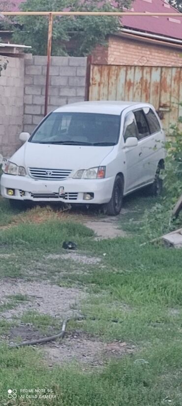 шины r15c: Toyota Gaia: 2000 г., 2 л, Автоматтык, Бензин, Вэн/Минивэн