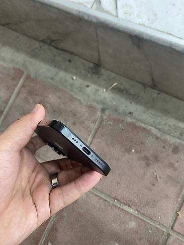 Apple iPhone: IPhone 15, 128 GB, Qara, Face ID — 3