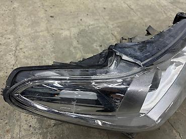 Транспорт: Toyota filler sağ farasi üstdən çıxmadı arxasında xırda plastik işi — 2
