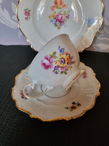 Ostali antikviteti: Set trodelni Reuchenbach porcelan Nemacka 1968g+. Set je na lalafo.rs — 5 Ostali antikviteti: Set trodelni Reuchenbach porcelan Nemacka 1968g+. Set je — 5