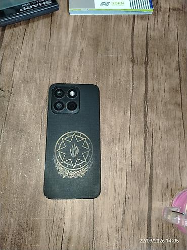 ucuz bluetooth qulaqlıq: Smartfon – qara rəng, arxa tərəfində Azərbaycan rəmzi olan naxışlı — 4