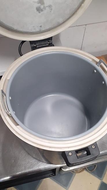 Другое оборудование для фастфудов: Оборудований для общепита Холодильник витрина 35000сомов Фритюр 7000 — 8