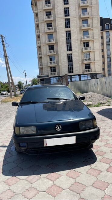 машина passat: Volkswagen Passat: 1993 г., 1.8 л, Механика, Бензин, Универсал