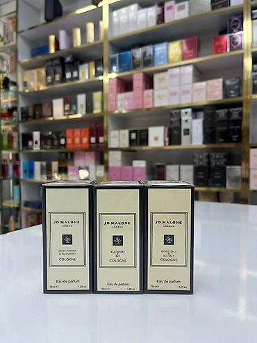 Парфюмерия: Парфюмерные мини-флаконы 38 мл (1.28 fl. oz.), распылители. В линейке at lalafo.kg — 12 Парфюмерия: Парфюмерные мини-флаконы 38 мл (1.28 fl. oz.), распылители. В линейке — 12