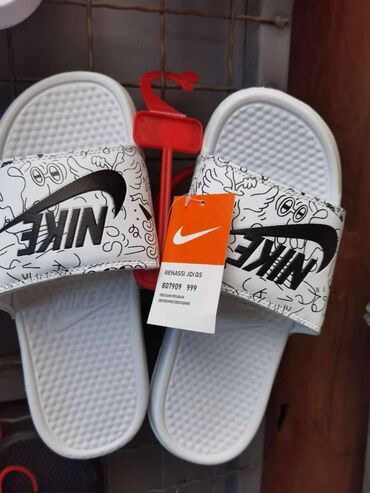 sandale za plivanje: Nike papuče Novo Brojevi 36 do 46 Za veći izbor modela zapratite