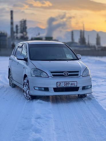 Toyota: Toyota Ipsum: 2002 г., Автомат, Газ, Минивэн — 3