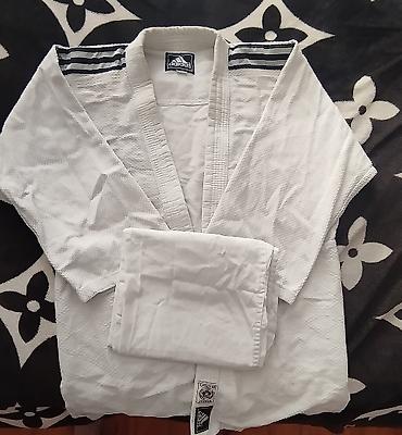 Adidas cüdo kimono dəsti - Brend: Adidas - Rəng: ağ - Komplekt: üst