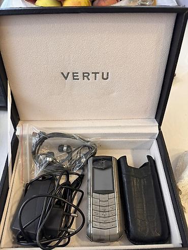 vertu ascent ti: Vertu rəng - Gümüşü, Düyməli — 1