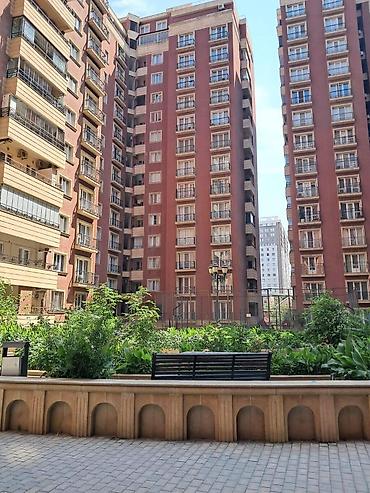 nəsimi rayonu: İcarəyə verilir 3 otaqlı yeni tikili 138 m², 28 May m. Kateqoriya — 2