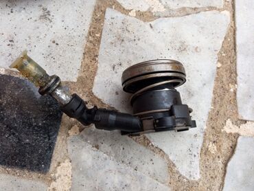 Porşenlər: Opel Astra . G hecbekin ehtiyyat hisseleri satılır . hamısı yaxşı — 17