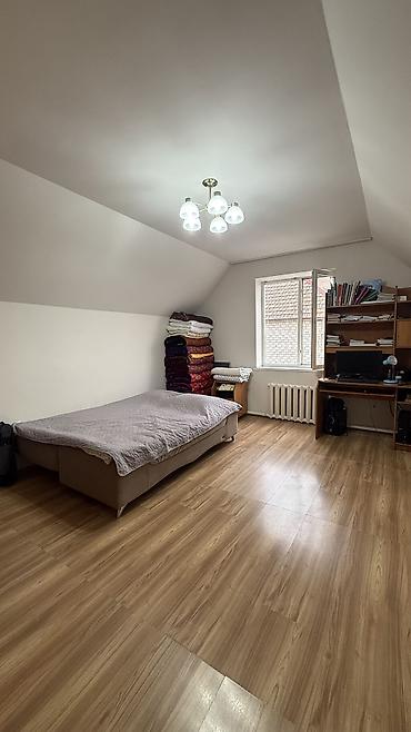 Продажа коттеджей и домов: 4 комнаты, 207 м², Бишкек, Кок-Жар ж/м Агентство недвижимости — 16
