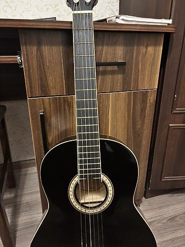 oğlan çantası: Klassik gitara, Yamaha, Yeni — 1