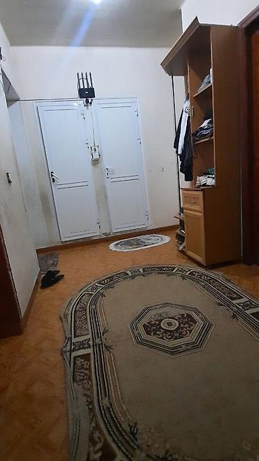 hovsanda ev satilir: Sumqayıt, 4 otaqlı, Köhnə tikili, 87 kv. m — 9