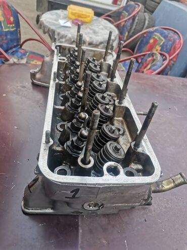 Auto delovi: Glava motor Lada 2121,21213 Niva br.1. Polovna, ocuvana. Skinuta sa — 8