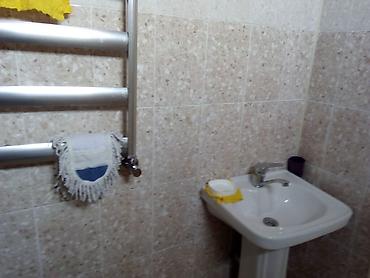 bakıda ev: 3 otaqlı, 85 kv. m, Kredit yoxdur, Orta təmir — 7