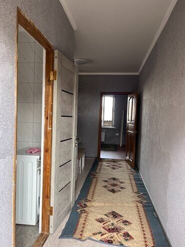 дом в селе красная речка: 24 м², 1 комната, Парковка, Подвал, погреб, Забор, огорожен