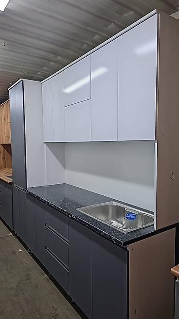 Кухонные гарнитуры: Кухонный гарнитур — 3