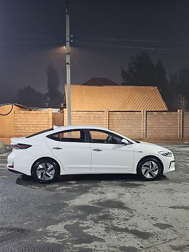 хюндай элантра: Hyundai Elantra: 2020 г., 1.6 л, Автомат, Гибрид, Седан — 8