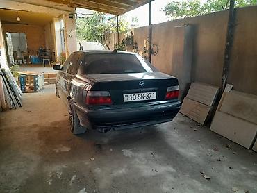 BMW: BMW 3 Series E36 sedan - Mühərrik: benzin, 6 silindir (şəhərdaxili — 9